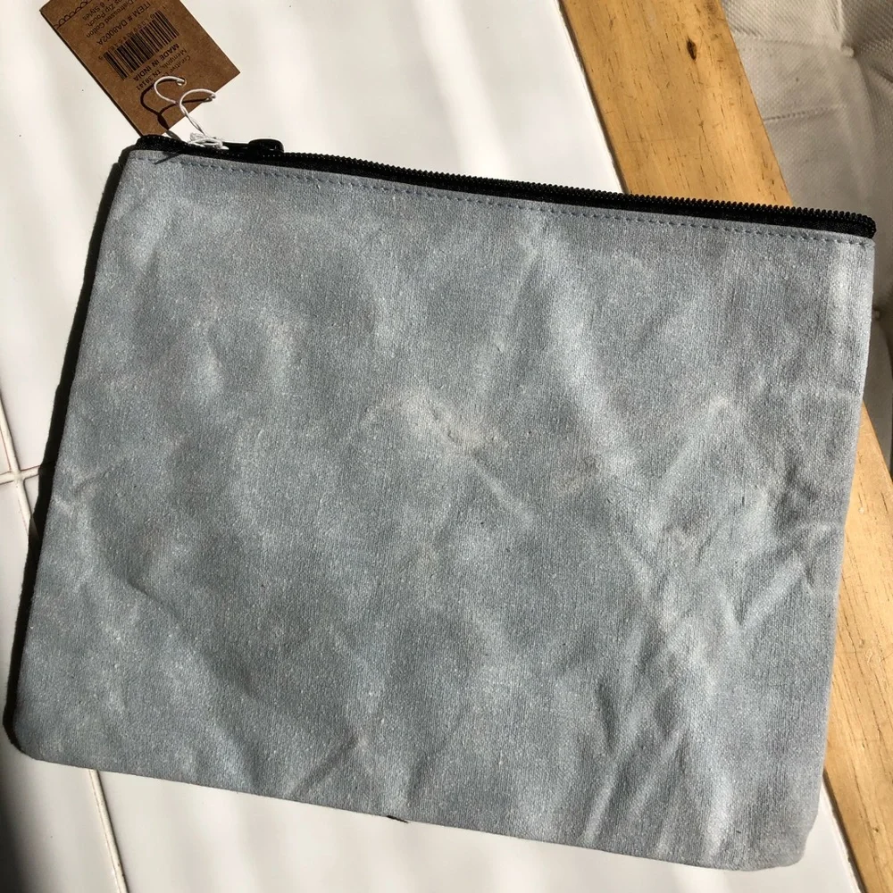 NWT cosmetic bag zippered pouch ‘The Good Stuff’